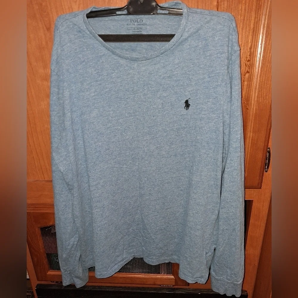 Polo by Ralph Lauren Men's Heather Blue Long Sleeve Tee In A Size Large. EUC